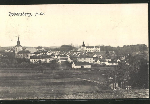 AK-Dobersberg-Gesamtansicht-der-Ortschaft-mit-Kirche