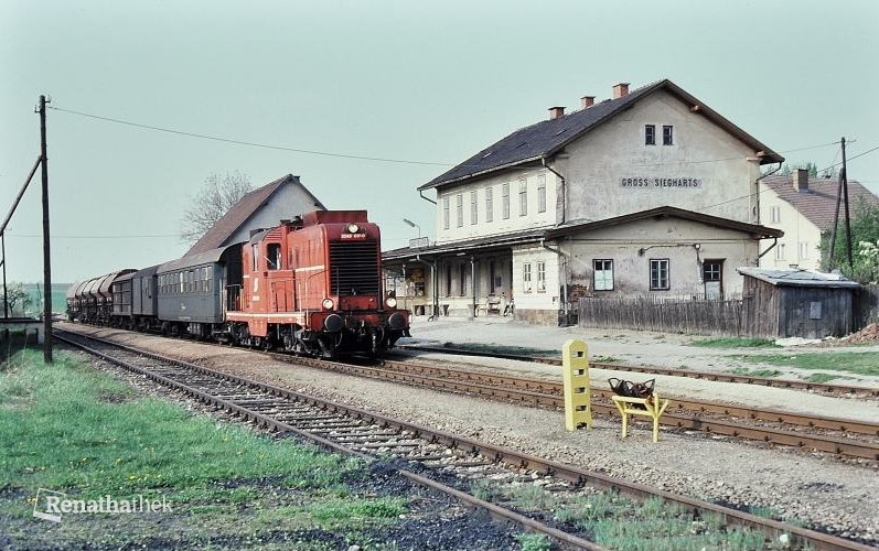 Gross Siegharts mit dem GmP 71402 am 5.5.1986 aus Göpfritz ankommend