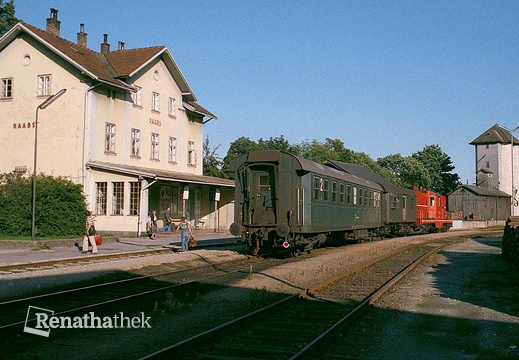 1980x Bahnhof Raabs