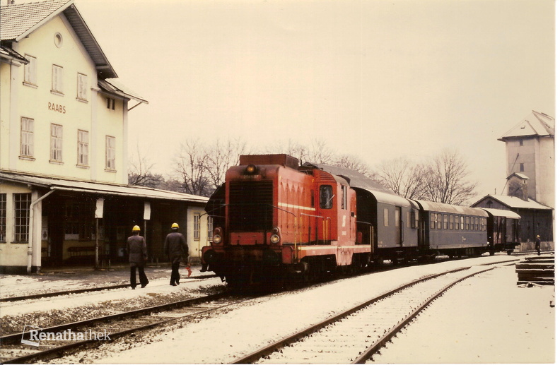 1986 04.01. Bahnhof Raabs.jpg