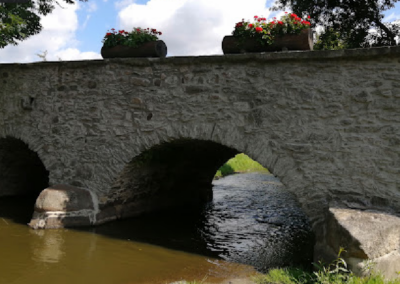 Steinbrücke Jezdovice