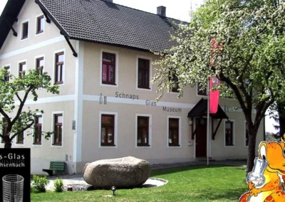 Schnaps-Glas-Museum Echsenbach